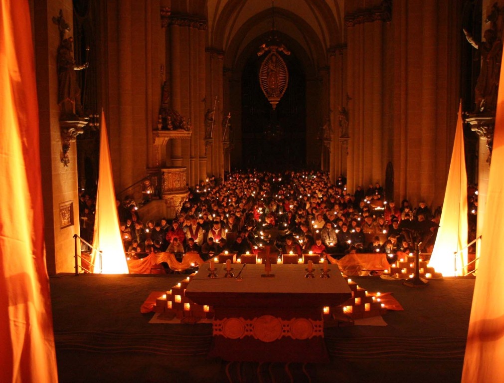 Taizé-Gebet im Paderborner Dom